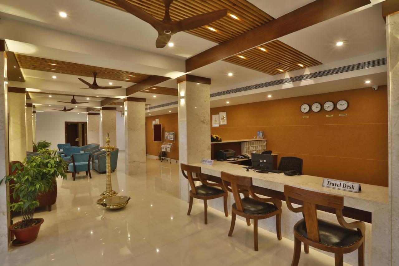 Hotel Panchavady Tiruvalla Exterior photo