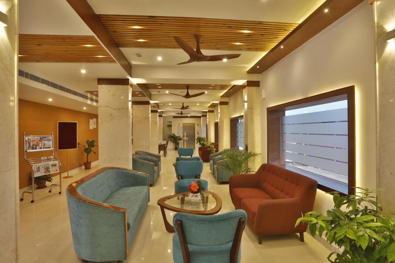 Hotel Panchavady Tiruvalla Exterior photo